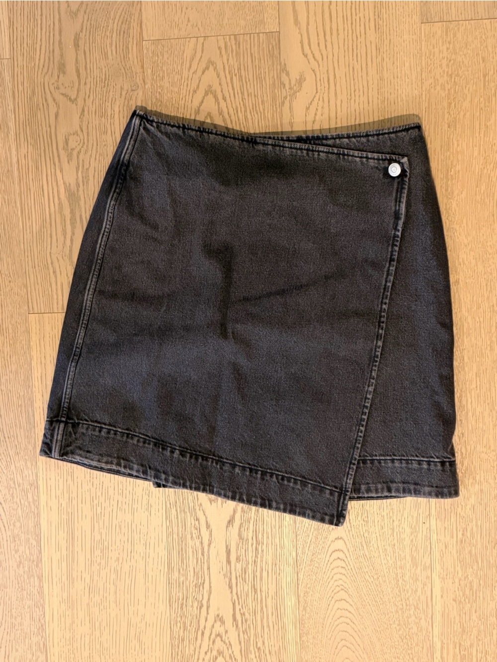 Cos Black Denim Wrap Skirt in Washed black Small